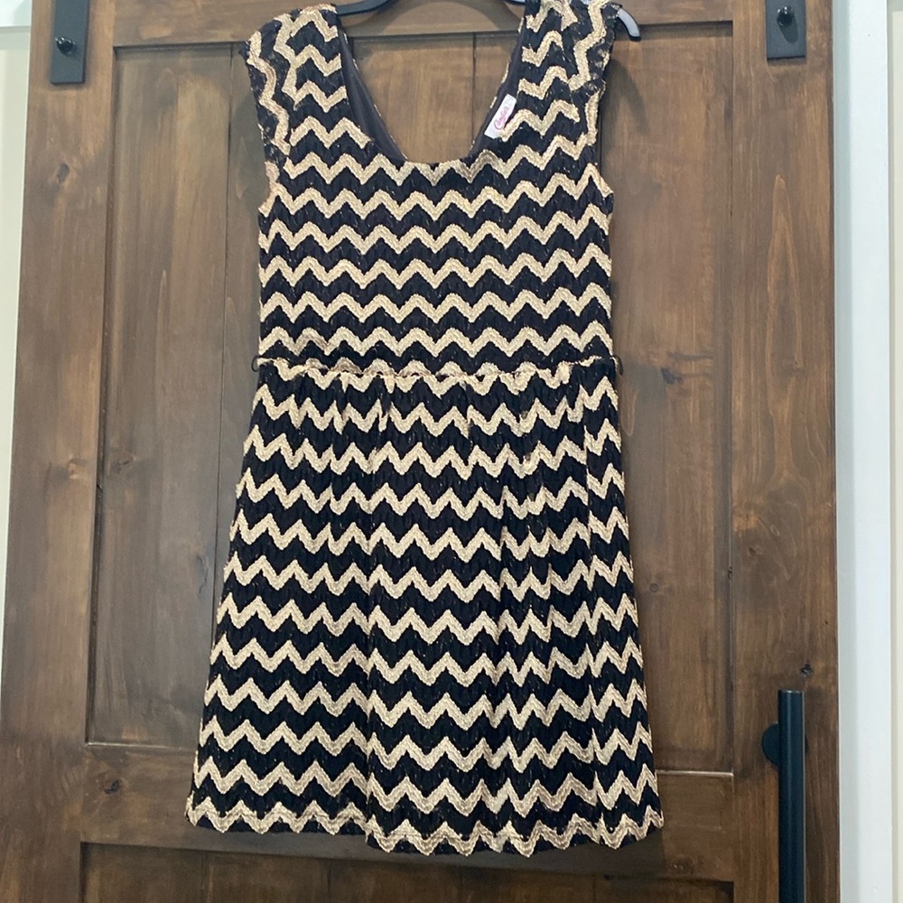 E245 Vtg CANDIE'S Black Gold Chevron Capped Sleeve Cocktail Dress Sz XL